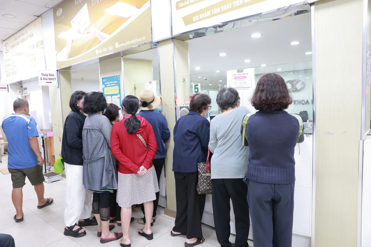 Health insurance (BHYT) examination at Ky Hoa Medical Center