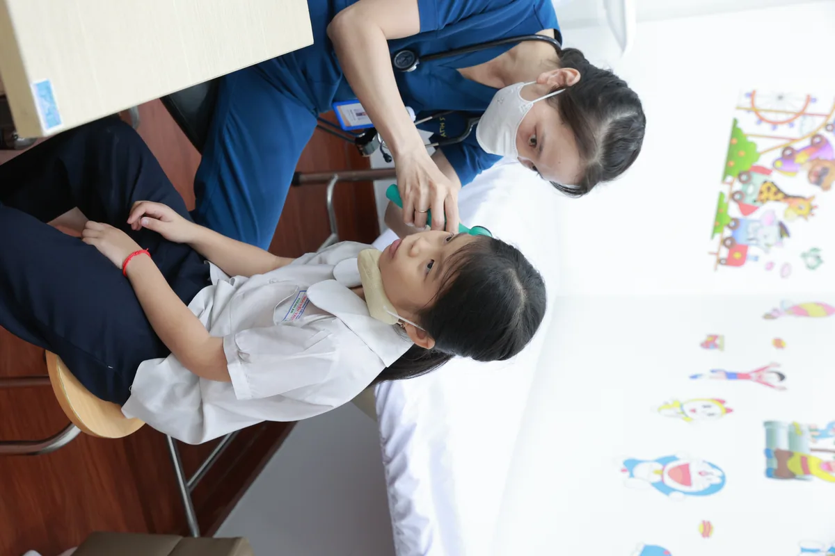 Khám Nhi tại Trung tâm Y khoa Kỳ Hòa