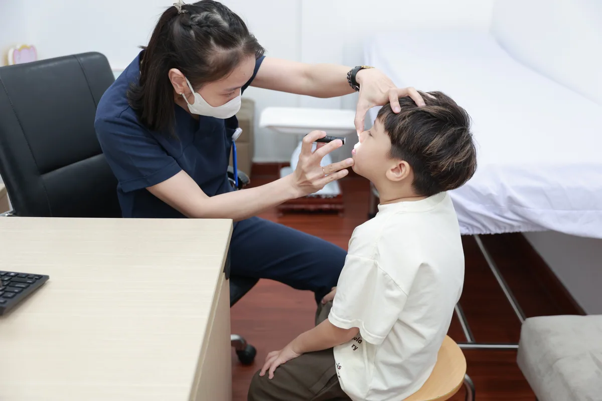 Khám Nhi tại Trung tâm Y khoa Kỳ Hòa
