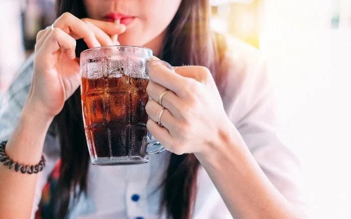 Everyday habits that quietly harm your teeth